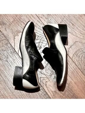 CHRISTIAN DIOR vintage black and white slip on leather loafers. Size 37